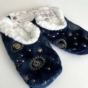 NWT Navy and Gold Harry Potter Wizarding World Slip On Sock Slippers Size 4-7.5